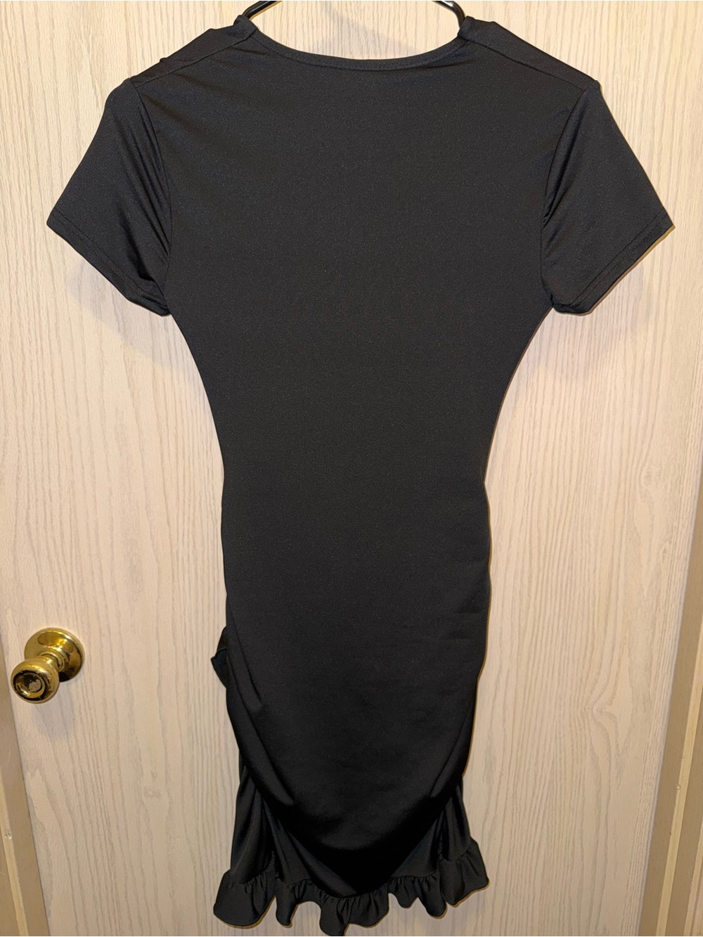 SHEIN Black Short-Sleeve Tie-Front Ruched Mini Dress - Picture 2 of 3